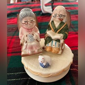 Lefton grandma and grandpa music box